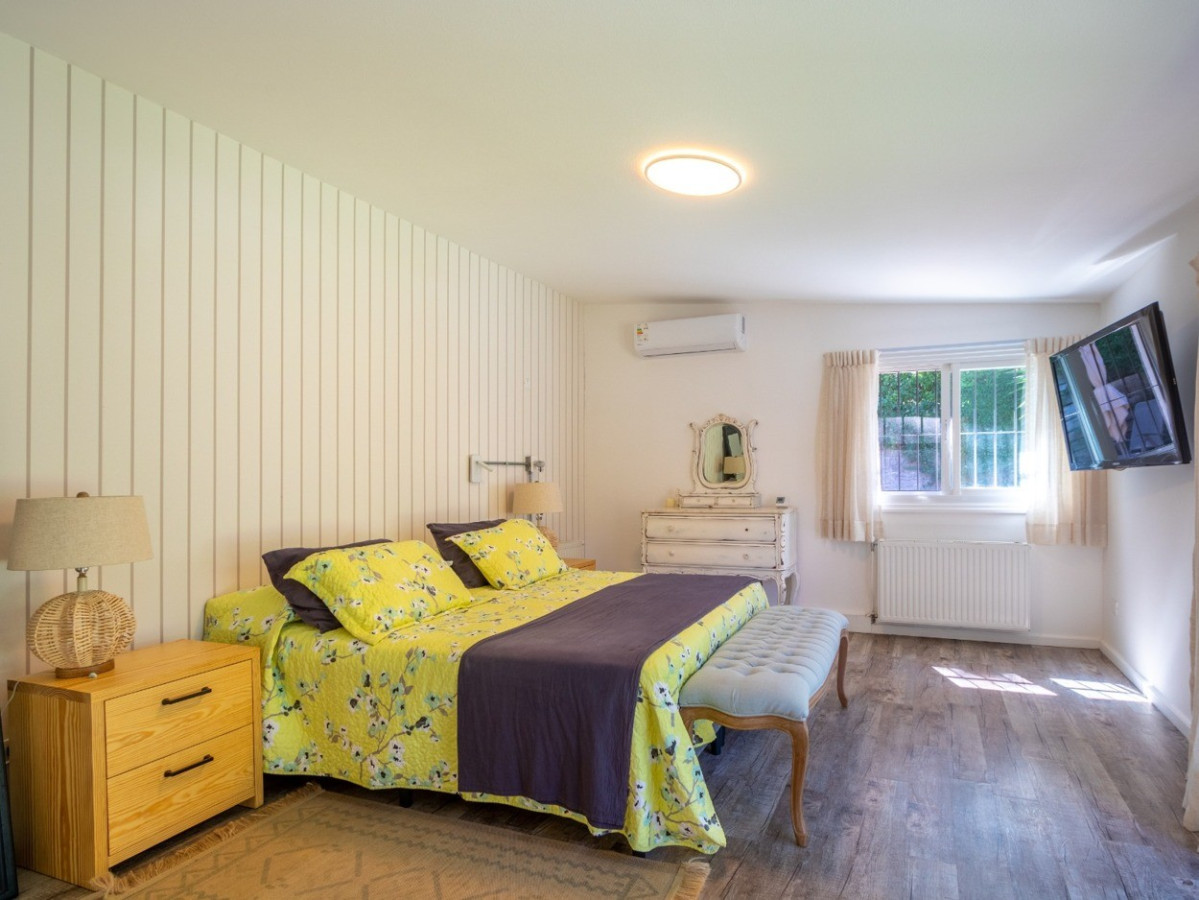 Casa ID.660 - Exelente casa 4 dormitorios nás dependencia