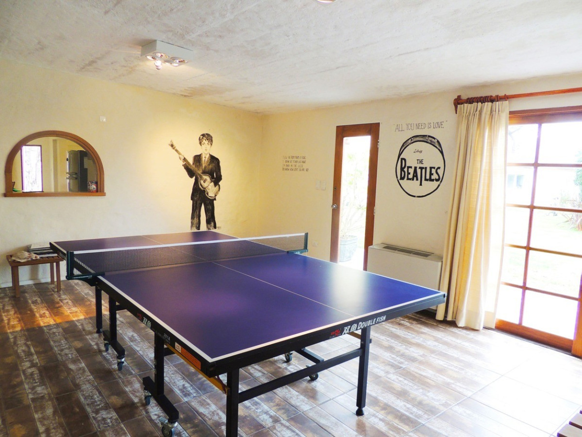 Casa ID.209 - Elegante Casa 4 Dormitorios y Dep