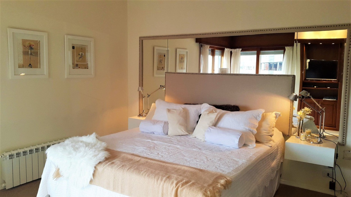 Casa ID.209 - Elegante Casa 4 Dormitorios y Dep