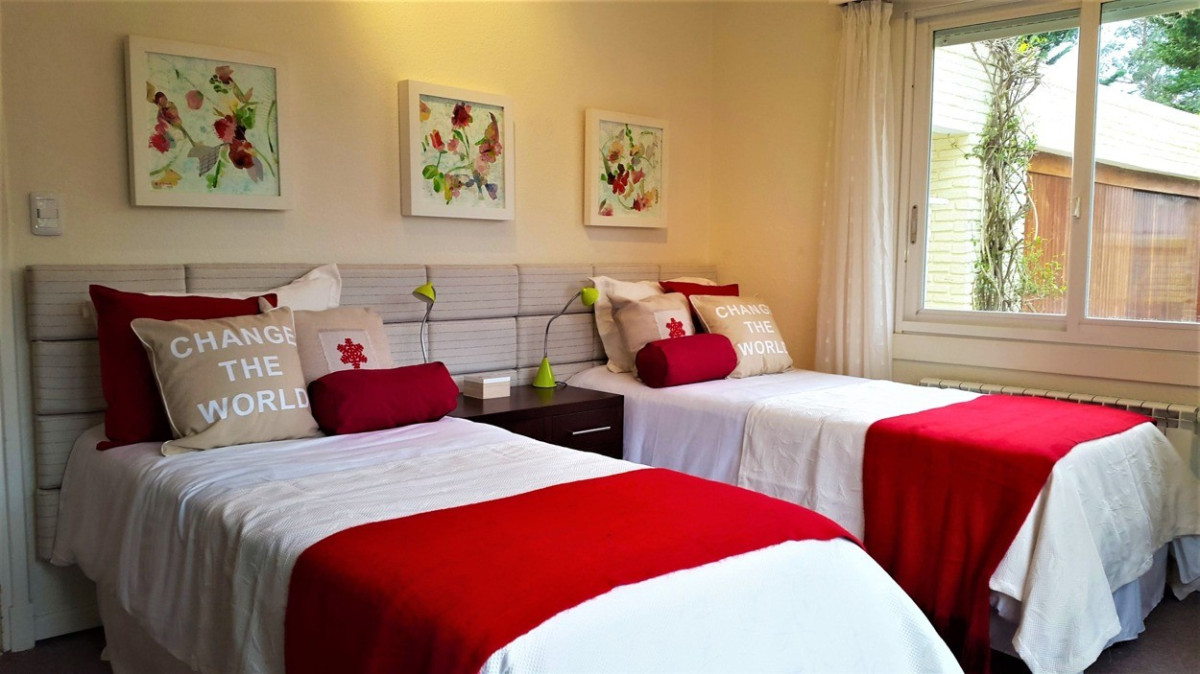 Casa ID.209 - Elegante Casa 4 Dormitorios y Dep