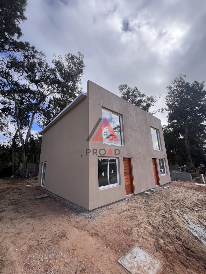 Casa ID.19 - Viví a 1 cuadras del mar, en una hermosa casa, ubicada en OCEAN PARK! 