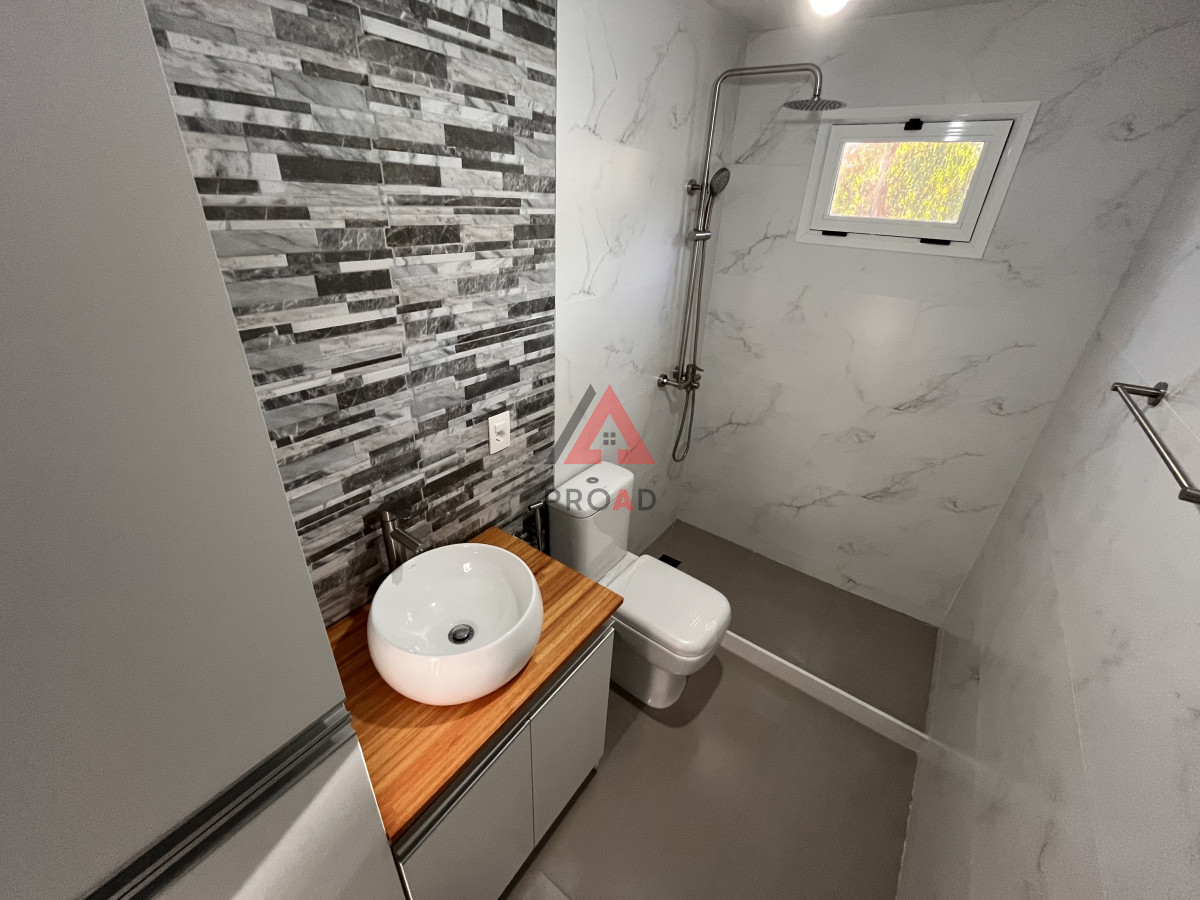 Casa ID.19 - Viví a 1 cuadras del mar, en una hermosa casa, ubicada en OCEAN PARK! 