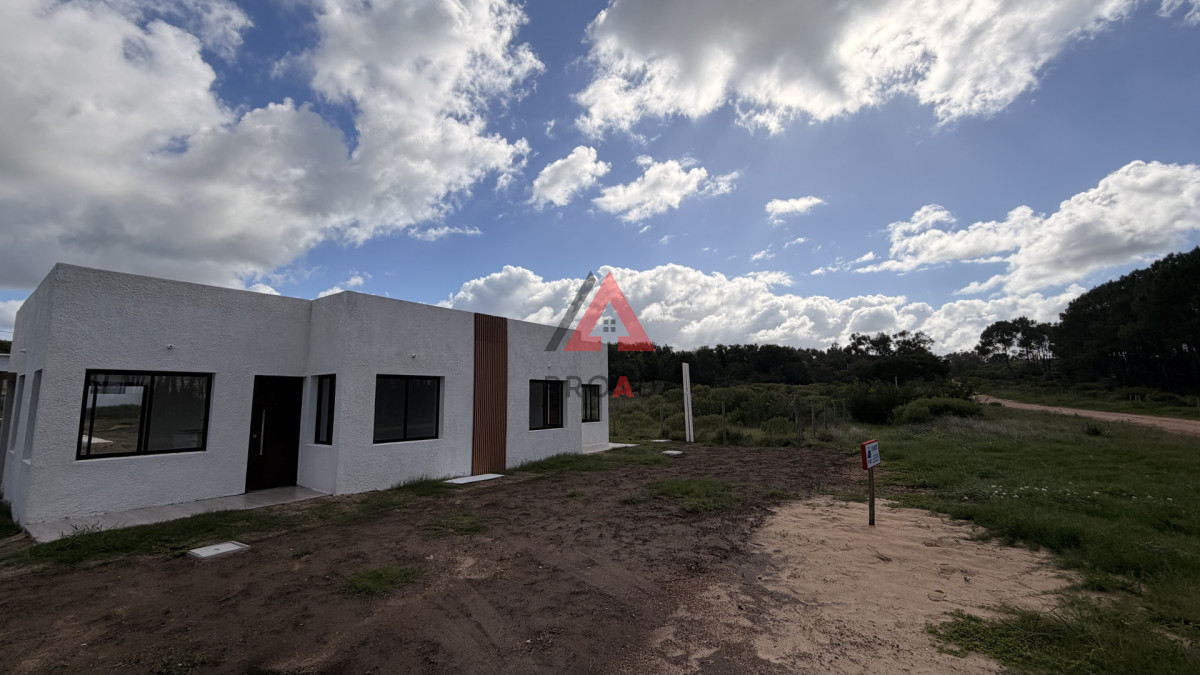 Casa ID.111 - Casas a dos cuadras del Mar Barra de Portezuelo