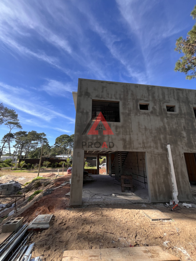 Casa ID.19 - Viví a 1 cuadras del mar, en una hermosa casa, ubicada en OCEAN PARK! 