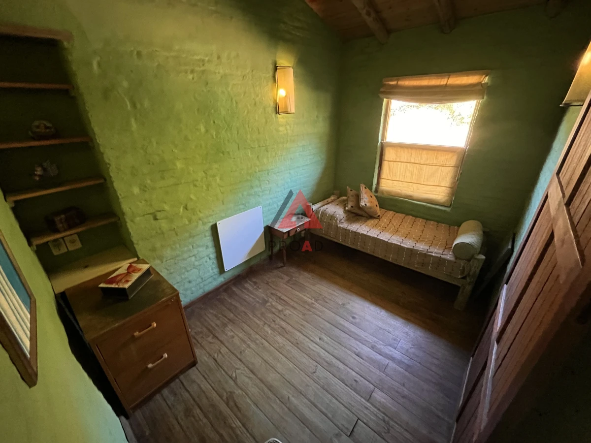 Chacra ID.42 - Chacra en el pejerrey frente a la laguna, 6 dormitorios 6 baños 