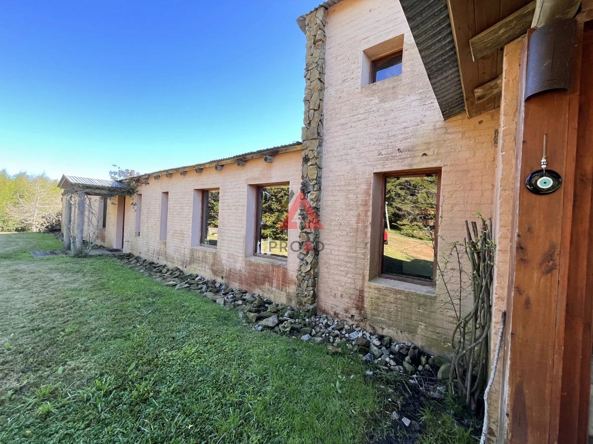 Chacra ID.42 - Chacra en el pejerrey frente a la laguna, 6 dormitorios 6 baños 