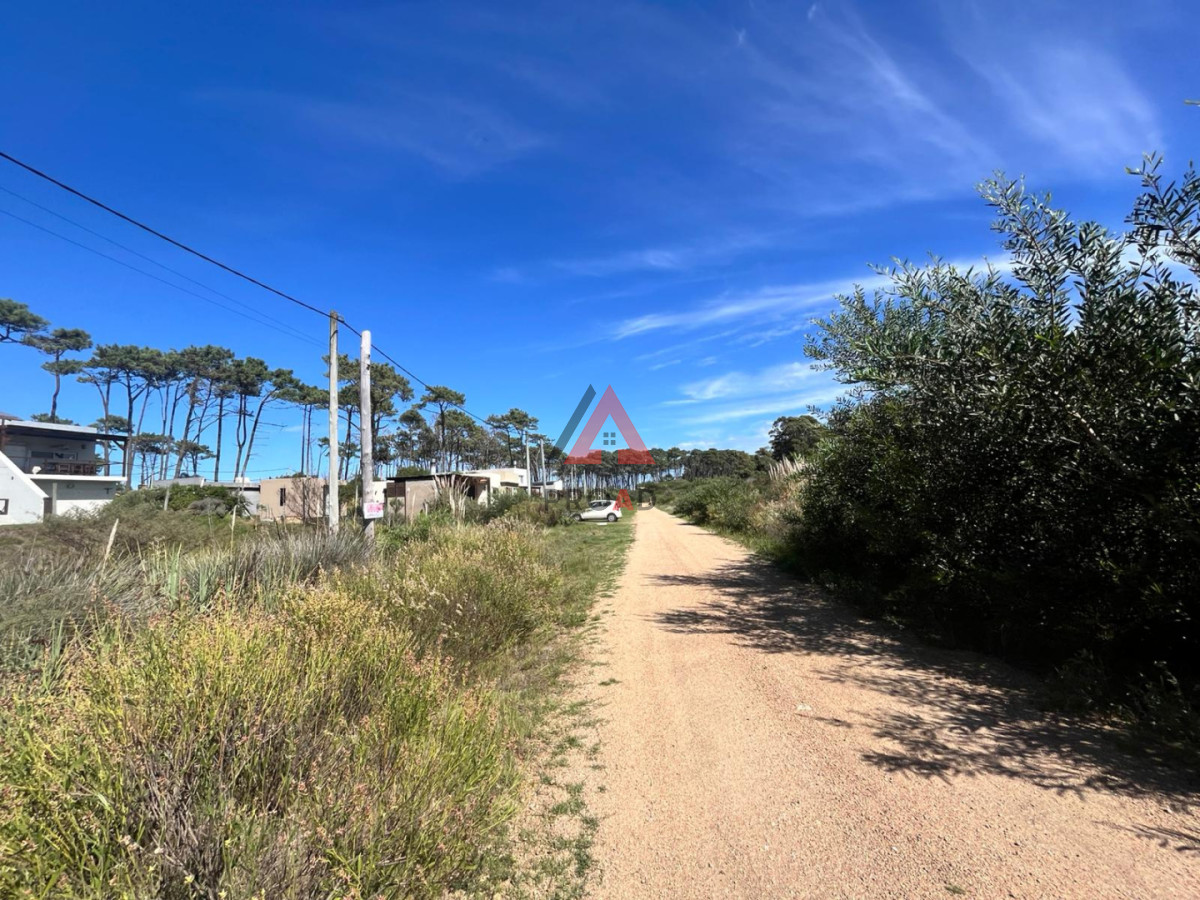 Terreno ID.122 - Terreno en Ocean Park a dos cuadras del mar.