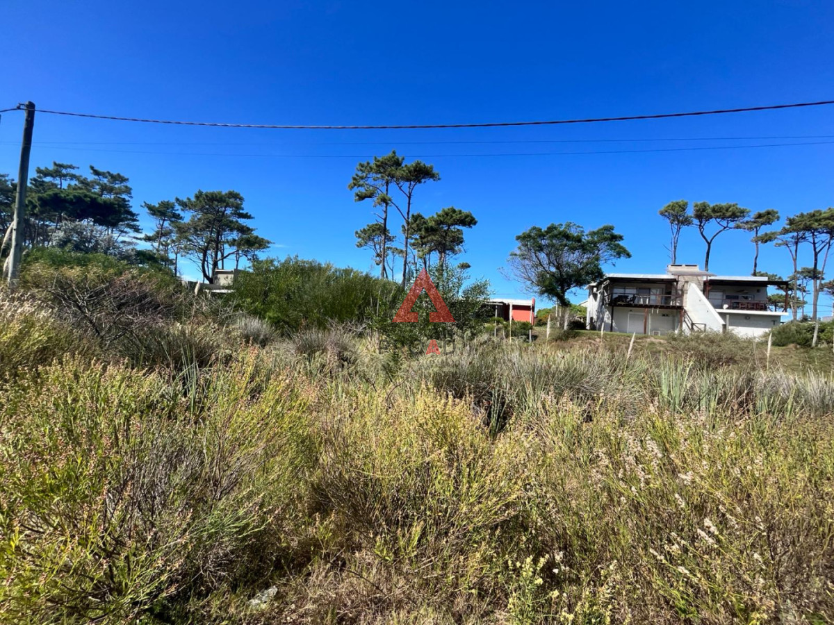 Terreno ID.122 - Terreno en Ocean Park a dos cuadras del mar.