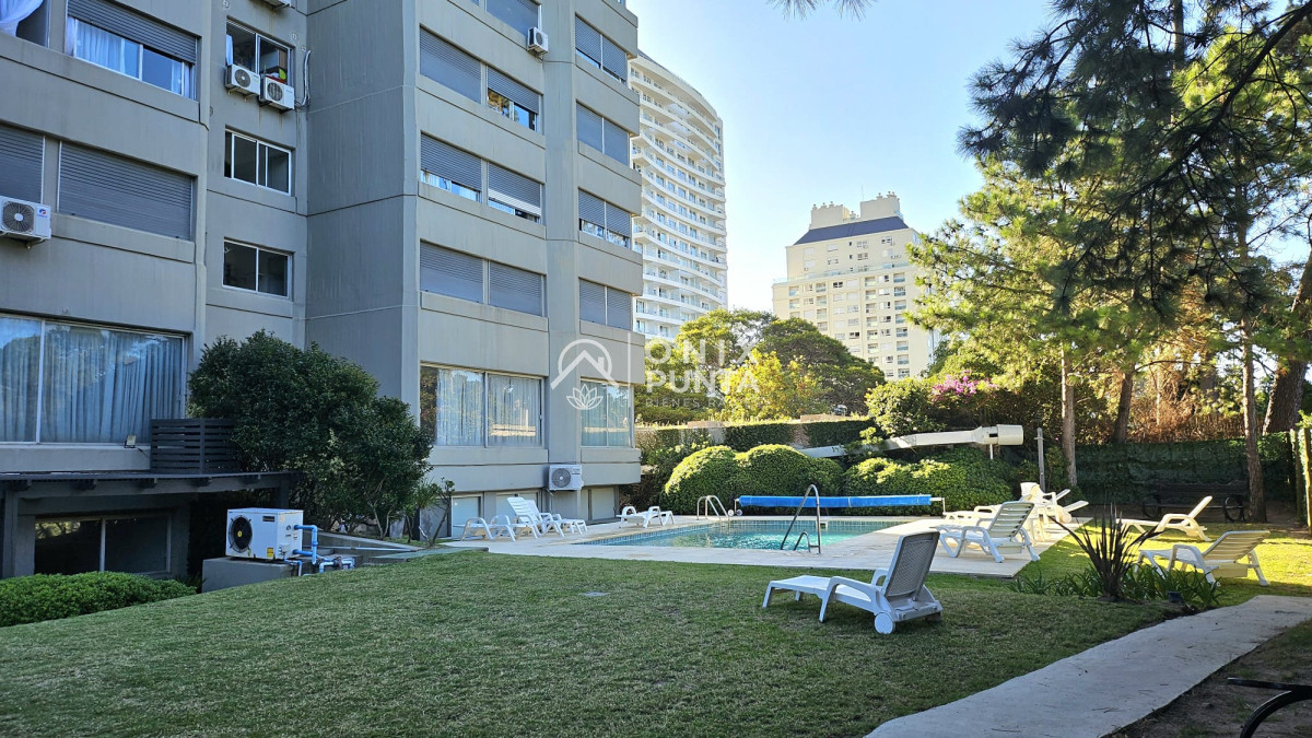 Apartamento ID.557 - ROOSEVELT CENTER - 4 DORM