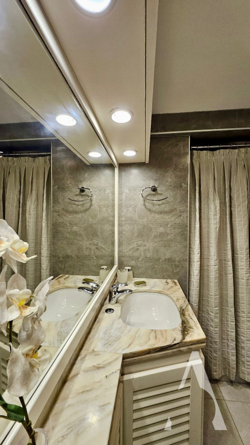 Apartamento ID.34 - VAN GOGH - 3 DORM