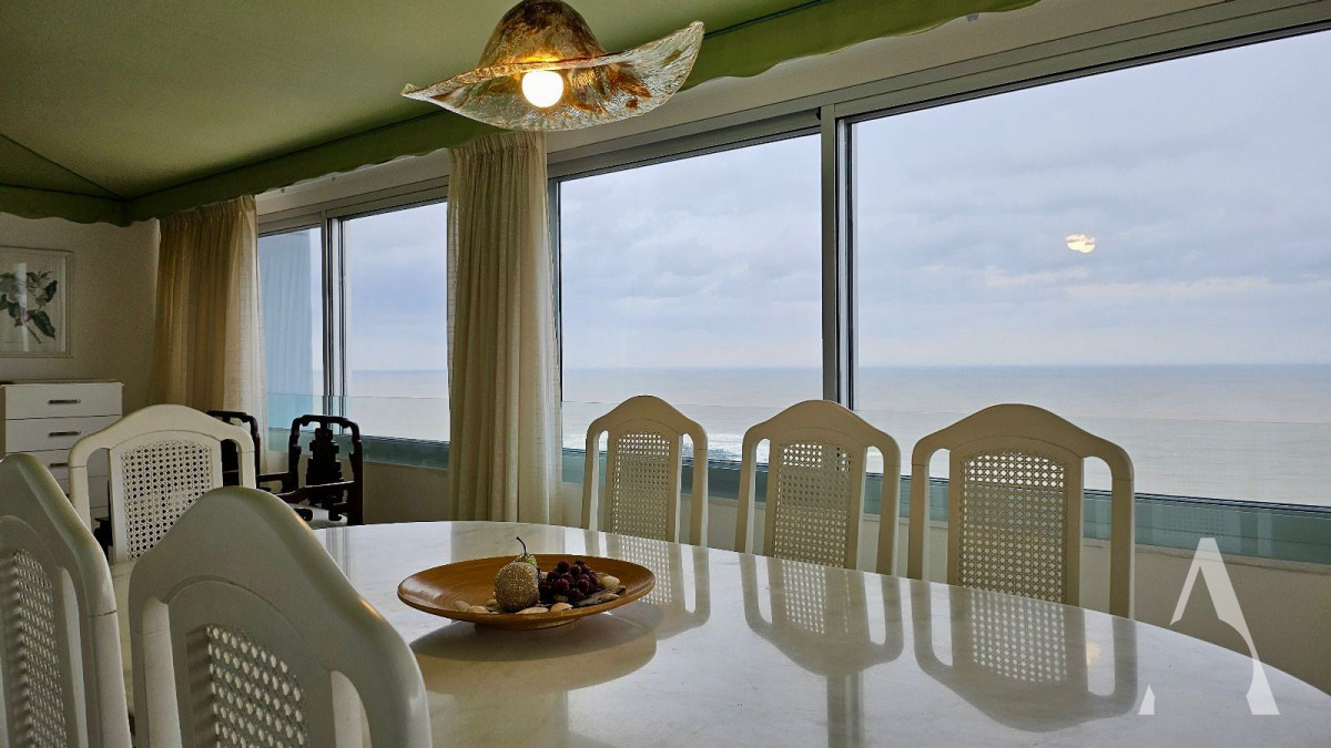 Apartamento ID.34 - VAN GOGH - 3 DORM