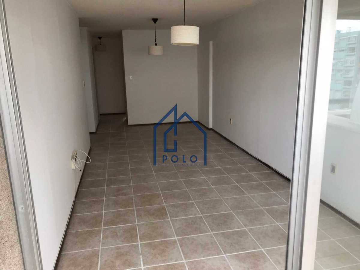 Apartamento ID.92 - Venta apartamento 3 dormitorios Aguada 