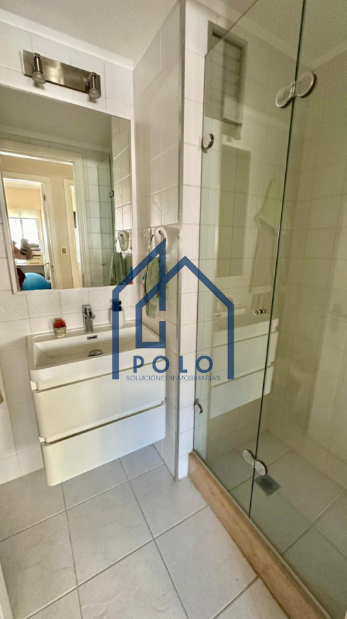 Apartamento ID.178 - Venta Apartamento Tres Cruces 3 dormitorios y gge, Piso Alto! 