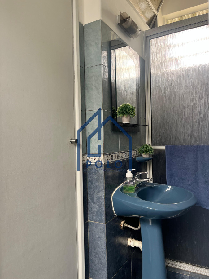 Apartamento ID.130 - Muy bien ubicado! Venta apartamento en Pocitos 4 dormitorios! 