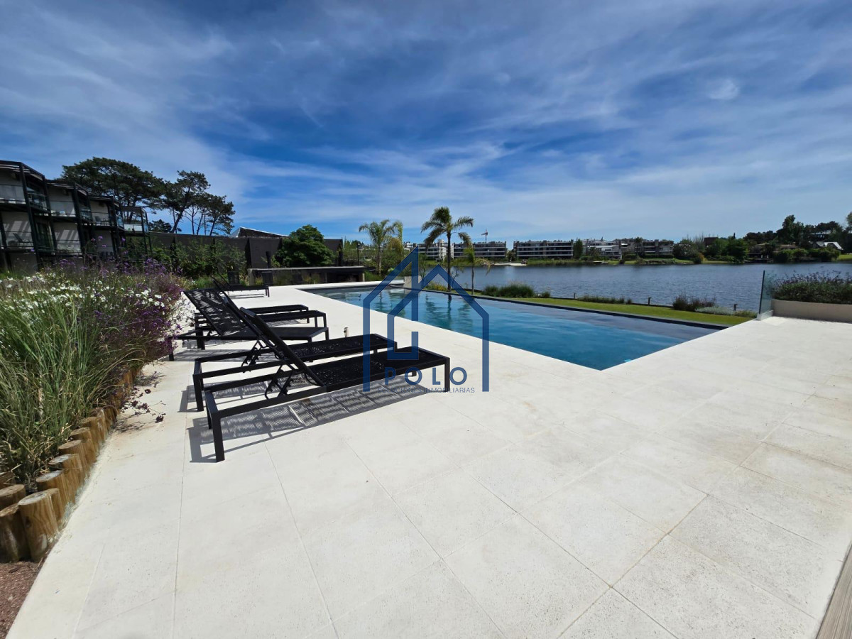 Apartamento ID.132 - Alquiler Monoambiente en Lagos de Carrasco! 