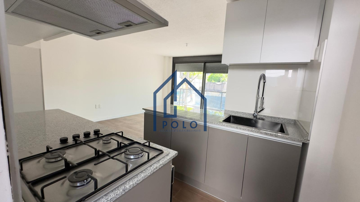 Apartamento ID.162 - Venta Tres Cruces a Estrenar, 2 dormitorios con patio y gge doble!