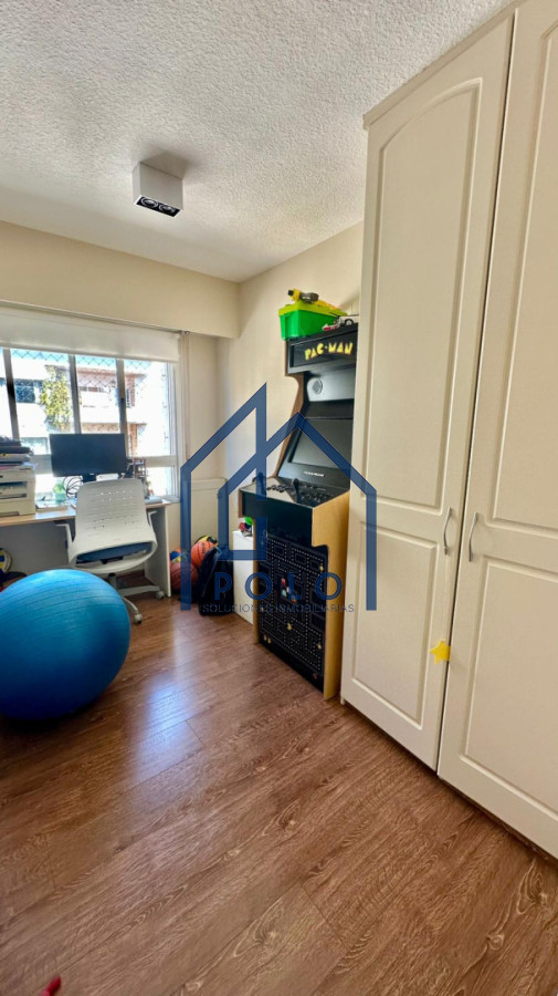 Apartamento ID.178 - Venta Apartamento Tres Cruces 3 dormitorios y gge, Piso Alto! 