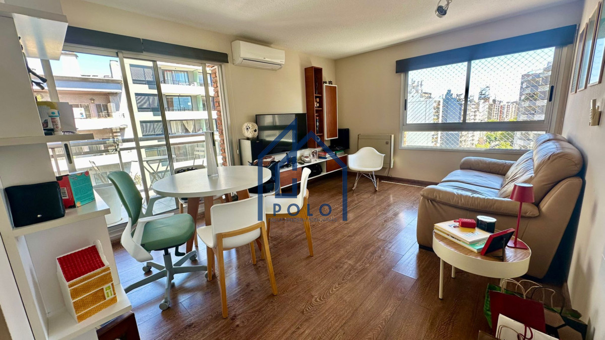 Apartamento ID.178 - Venta Apartamento Tres Cruces 3 dormitorios y gge, Piso Alto! 