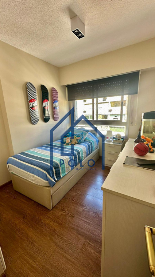 Apartamento ID.178 - Venta Apartamento Tres Cruces 3 dormitorios y gge, Piso Alto! 