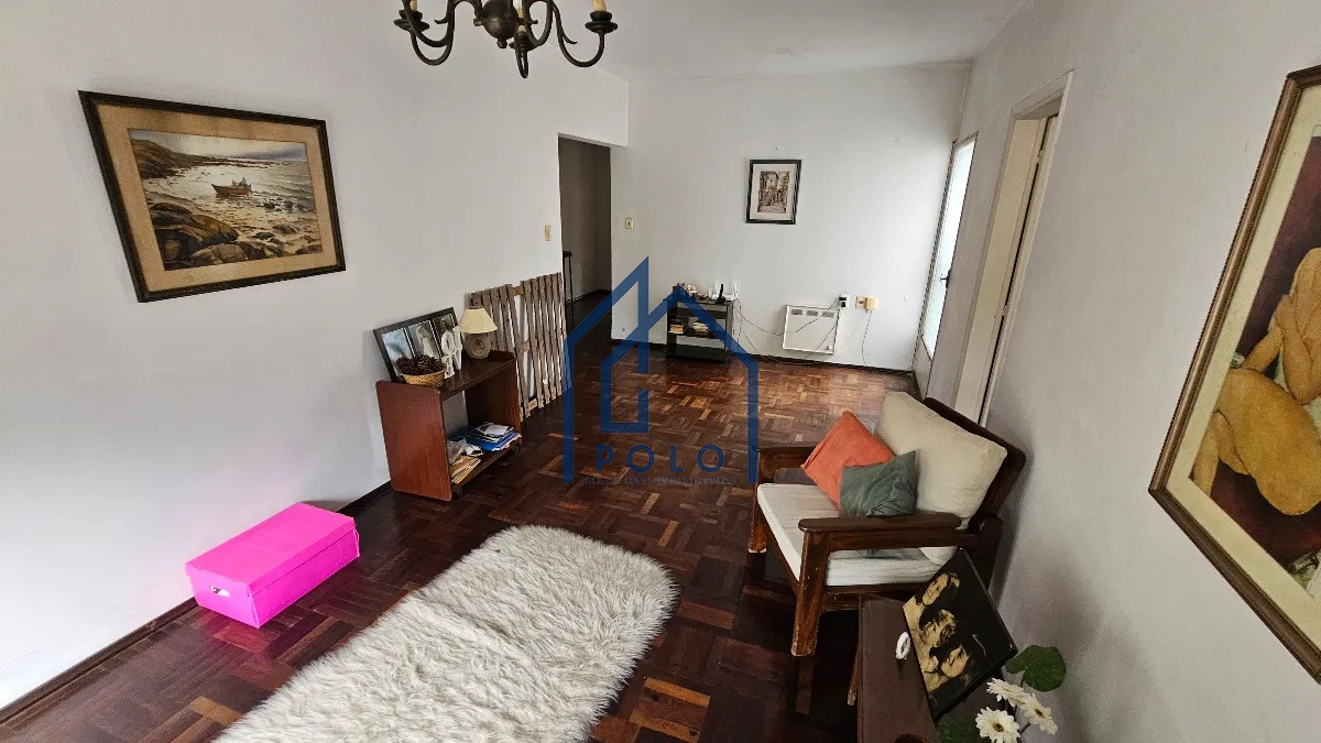 Casa ID.38 - Sólido Padrón Único en el Prado con Jardín y Entorno Inmejorable!