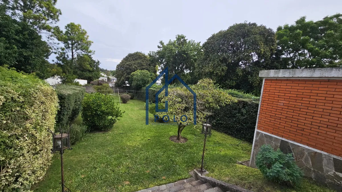 Casa ID.38 - Sólido Padrón Único en el Prado con Jardín y Entorno Inmejorable!