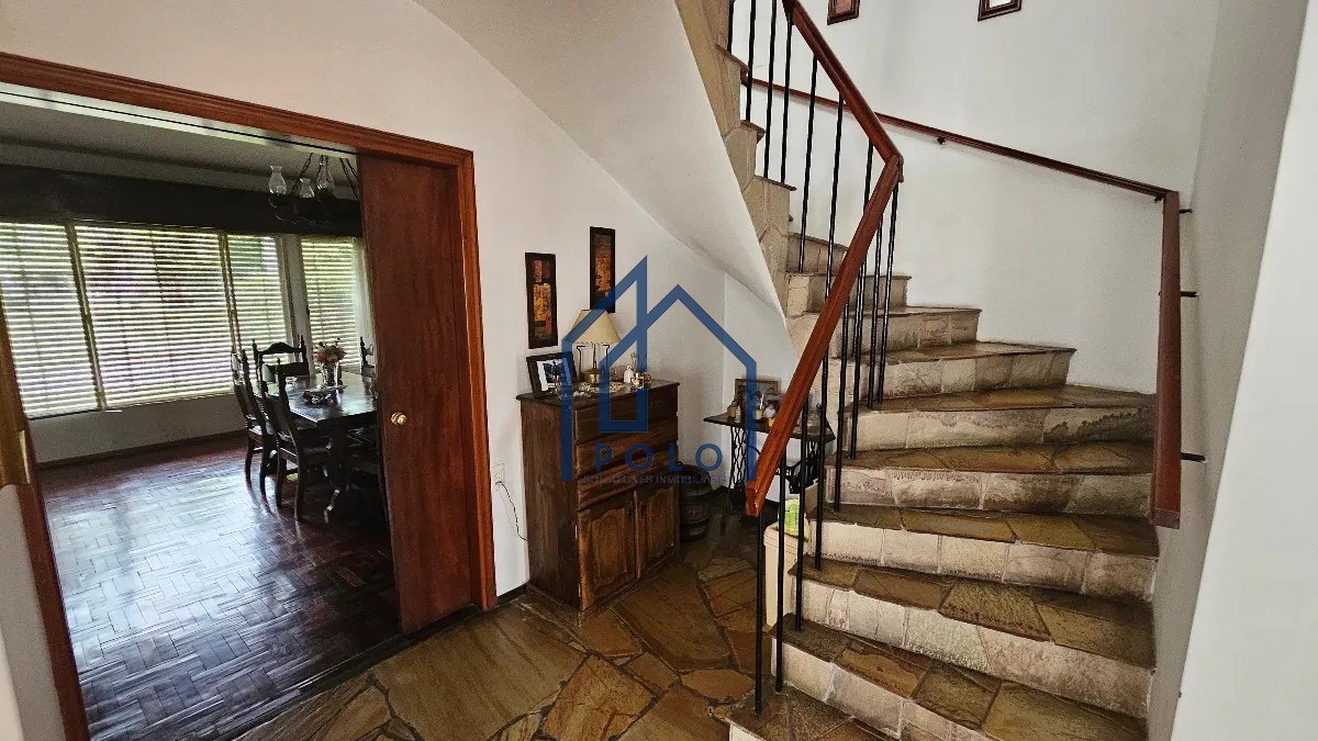 Casa ID.38 - Sólido Padrón Único en el Prado con Jardín y Entorno Inmejorable!