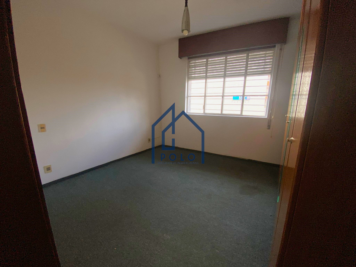 Casa ID.69 - Venta Inmueble en Pocitos, Local comercial, Casa, 2 apartamentos 