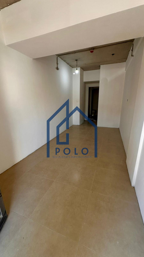 Local Comercial ID.103 - Venta Local Comercial a Estrenar, Tres Cruces !