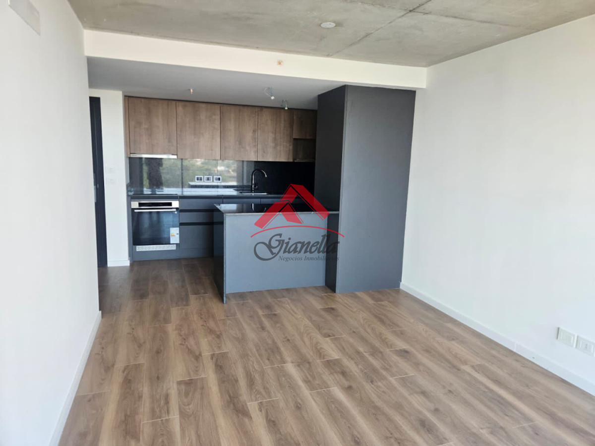 Apartamento ID.2176 - Apartamento en excelente torre con orientación y vistas en piso 10 