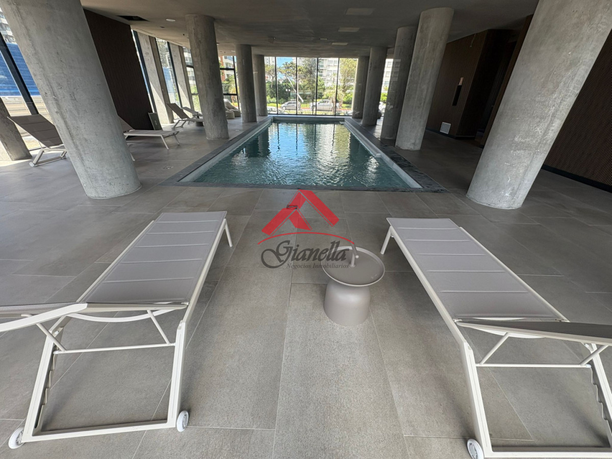 Apartamento ID.2176 - Apartamento en excelente torre con orientación y vistas en piso 10 