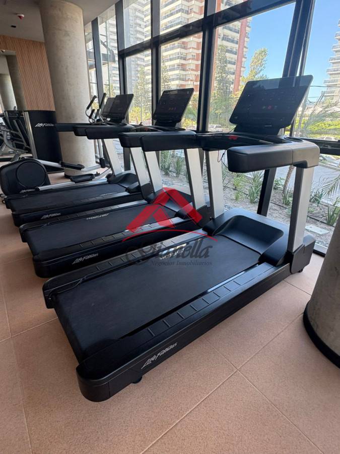 Apartamento ID.2176 - Apartamento en excelente torre con orientación y vistas en piso 10 