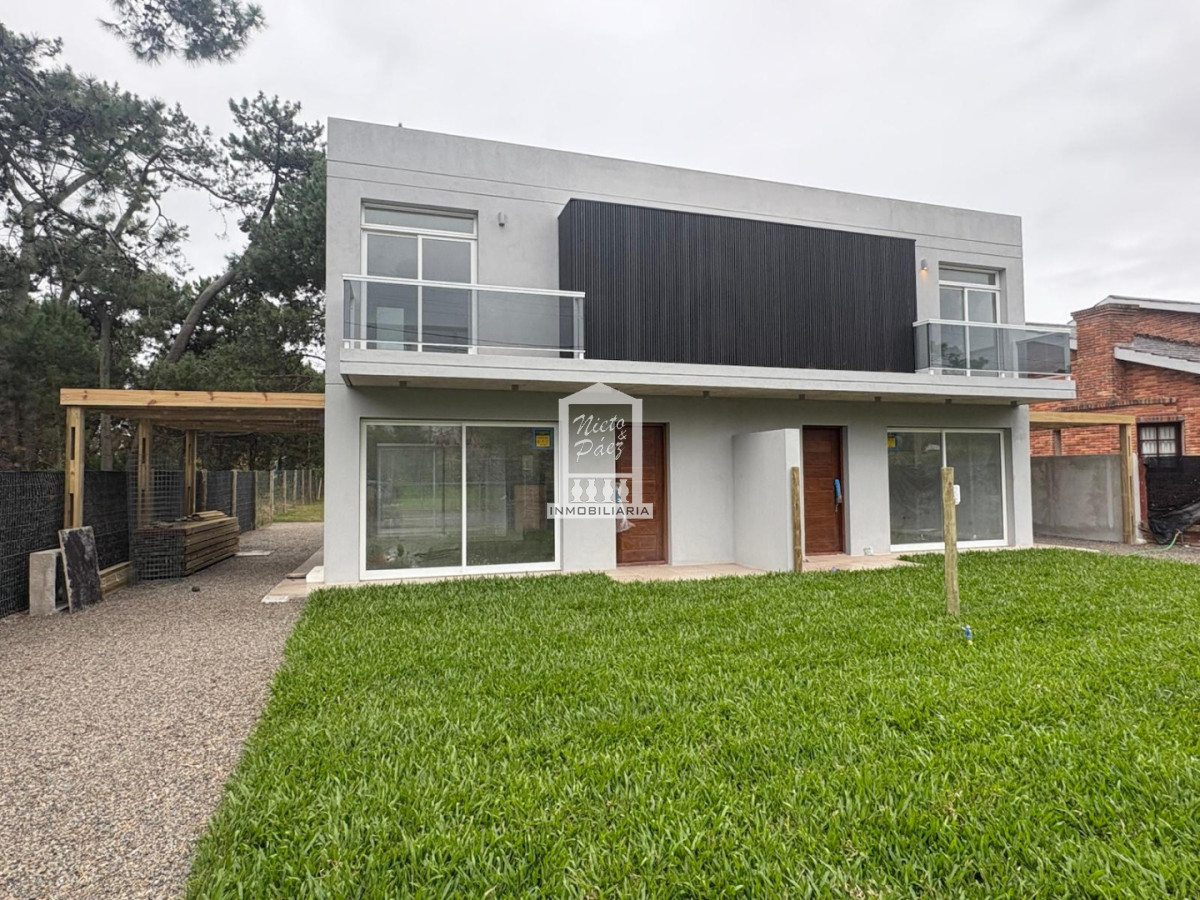 Casa a Estrenar Jardines de Cordoba sobre Avenida 3 Dorimtorios - NYP41038C