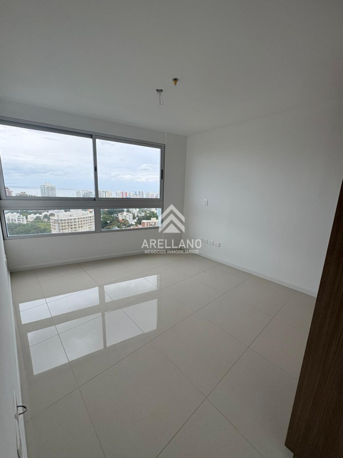 Apartamento ID.5831 - Venta apartamento 3 dormitorios con excelentes vistas y amenities