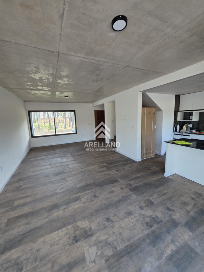 Casa ID.6086 - Casa a estrenar 3 Dorimtorios 100mt Mar 40 playa mansa