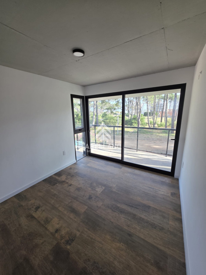 Casa ID.6086 - Casa a estrenar 3 Dorimtorios 100mt Mar 40 playa mansa