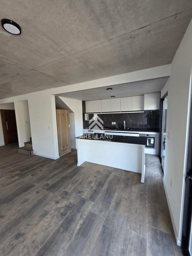 Casa ID.6086 - Casa a estrenar 3 Dorimtorios 100mt Mar 40 playa mansa