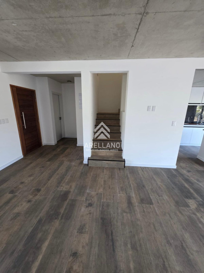 Casa ID.6086 - Casa a estrenar 3 Dorimtorios 100mt Mar 40 playa mansa