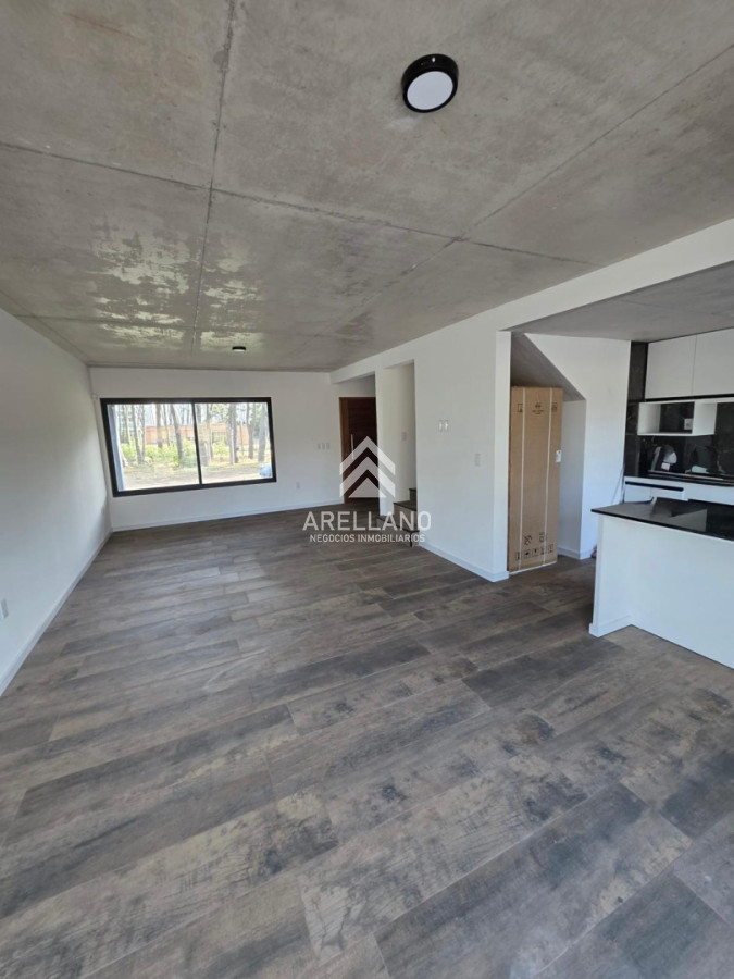 Casa ID.6086 - Casa a estrenar 3 Dorimtorios 100mt Mar 40 playa mansa