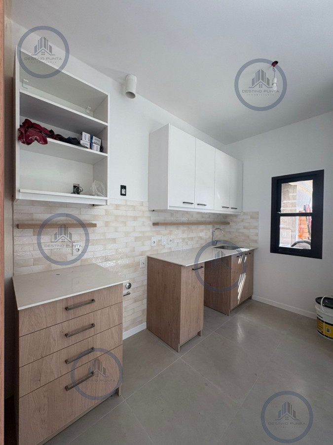 Casa a Estrenar en Pinares 3 Dormitorios y Barbacoa — fotografía 3