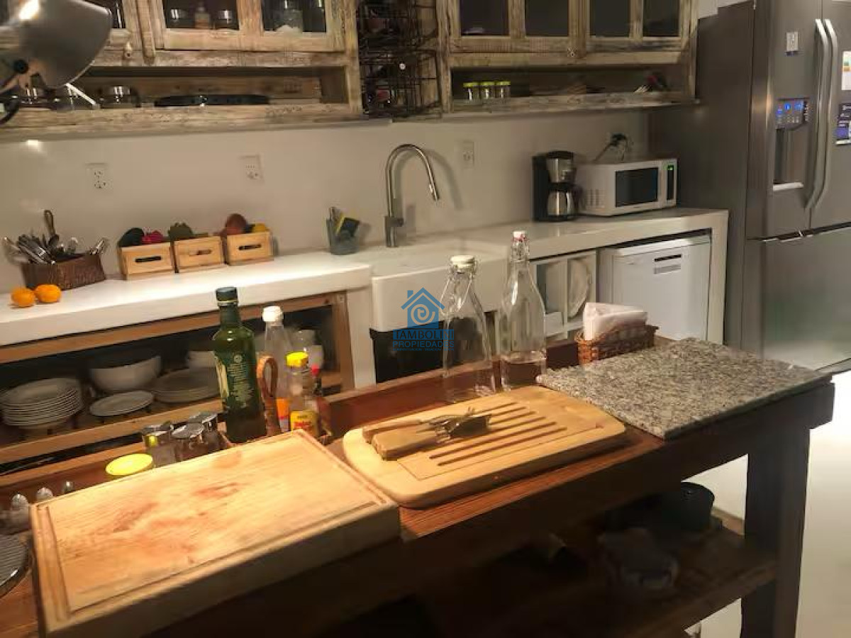 Casa ID.1046 - Chalet en Tenis Ranch en Alquiler Anual 3500 usd 