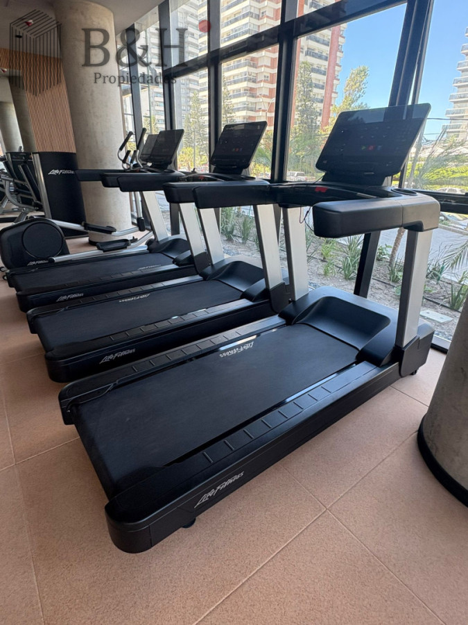 Apartamento ID.5290 - Torres del Este excelente orientación y vistas en piso 10 