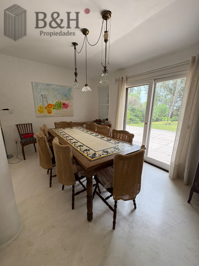 Casa ID.6150 - Chalet en Tenis Ranch en Alquiler Anual 3500 usd 