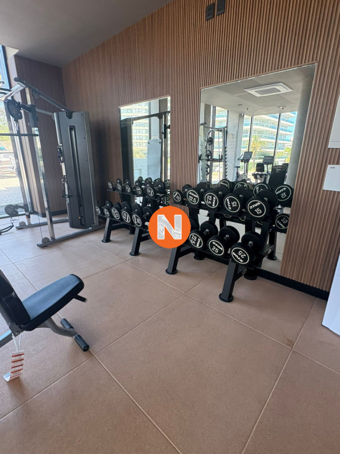 Apartamento Ref.225130 - Torres del Este excelente orientación y vistas en piso 10 