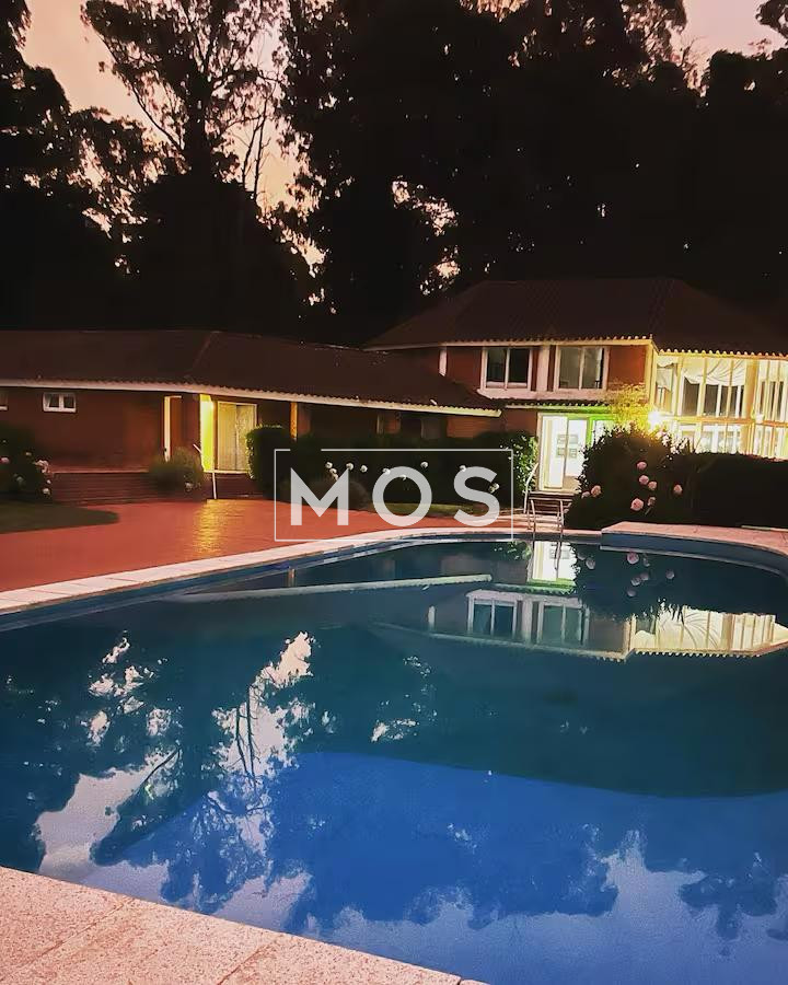 Casa ID.3257 - Chalet en Tenis Ranch en Alquiler Anual 3200 usd 