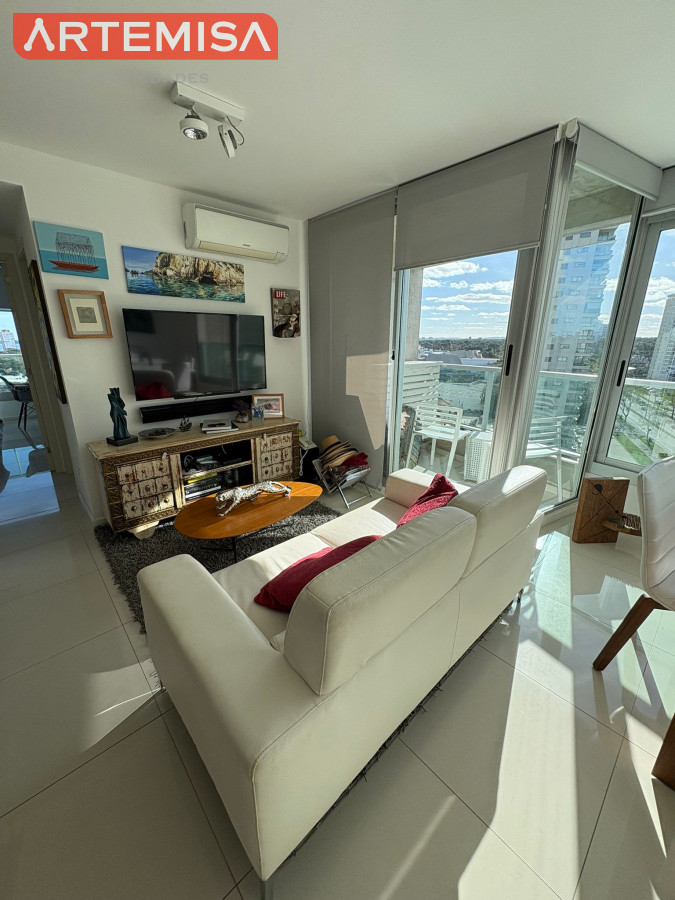 Apartamento ID.831 - Apartamento de 2 dormitorios con excelentes vistas y amenities