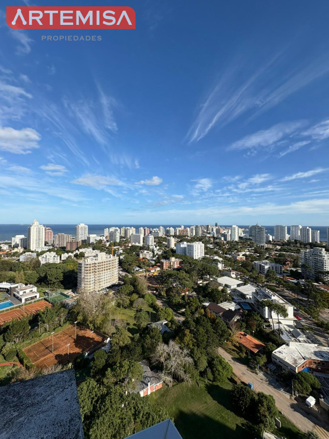 Apartamento ID.831 - Apartamento de 2 dormitorios con excelentes vistas y amenities