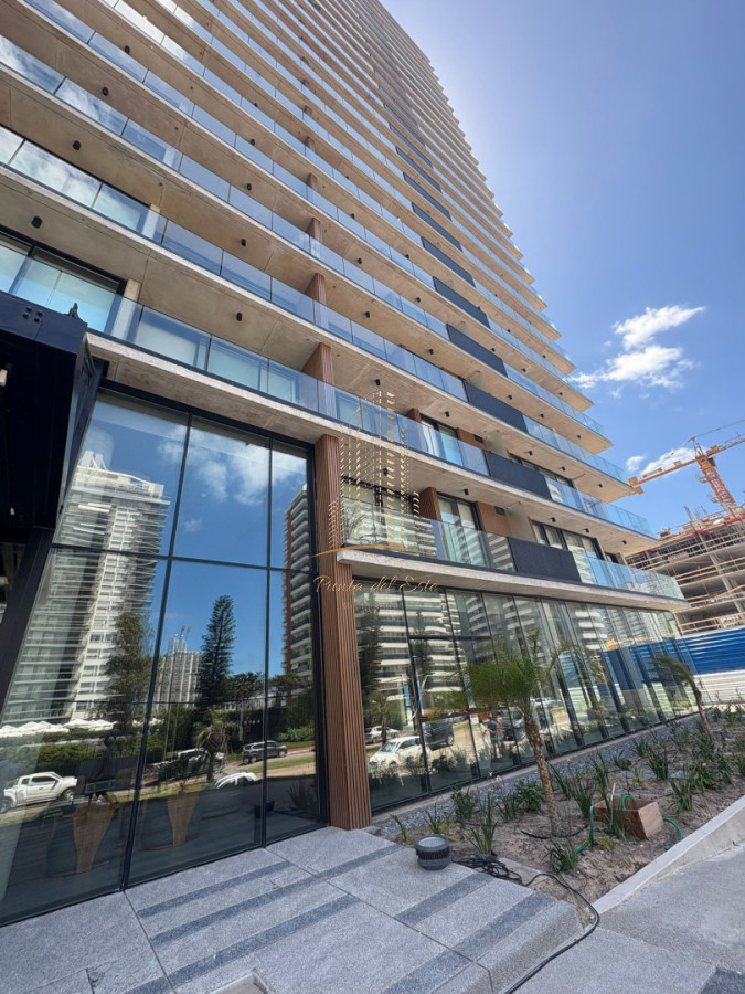 Apartamento ID.1087 - Torres del Este excelente orientación y vistas en piso 10 