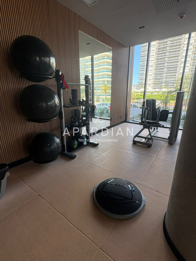 Apartamento ID.21097909 - Torres del Este excelente orientación y vistas en piso 10 