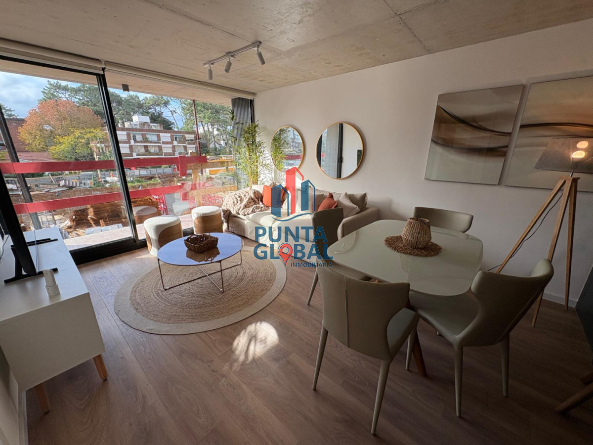 Apartamento ID.306 - Torres del Este excelente orientación y vistas en piso 10 