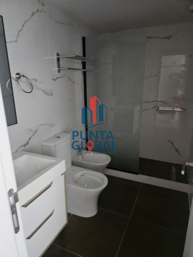 Apartamento ID.306 - Torres del Este excelente orientación y vistas en piso 10 
